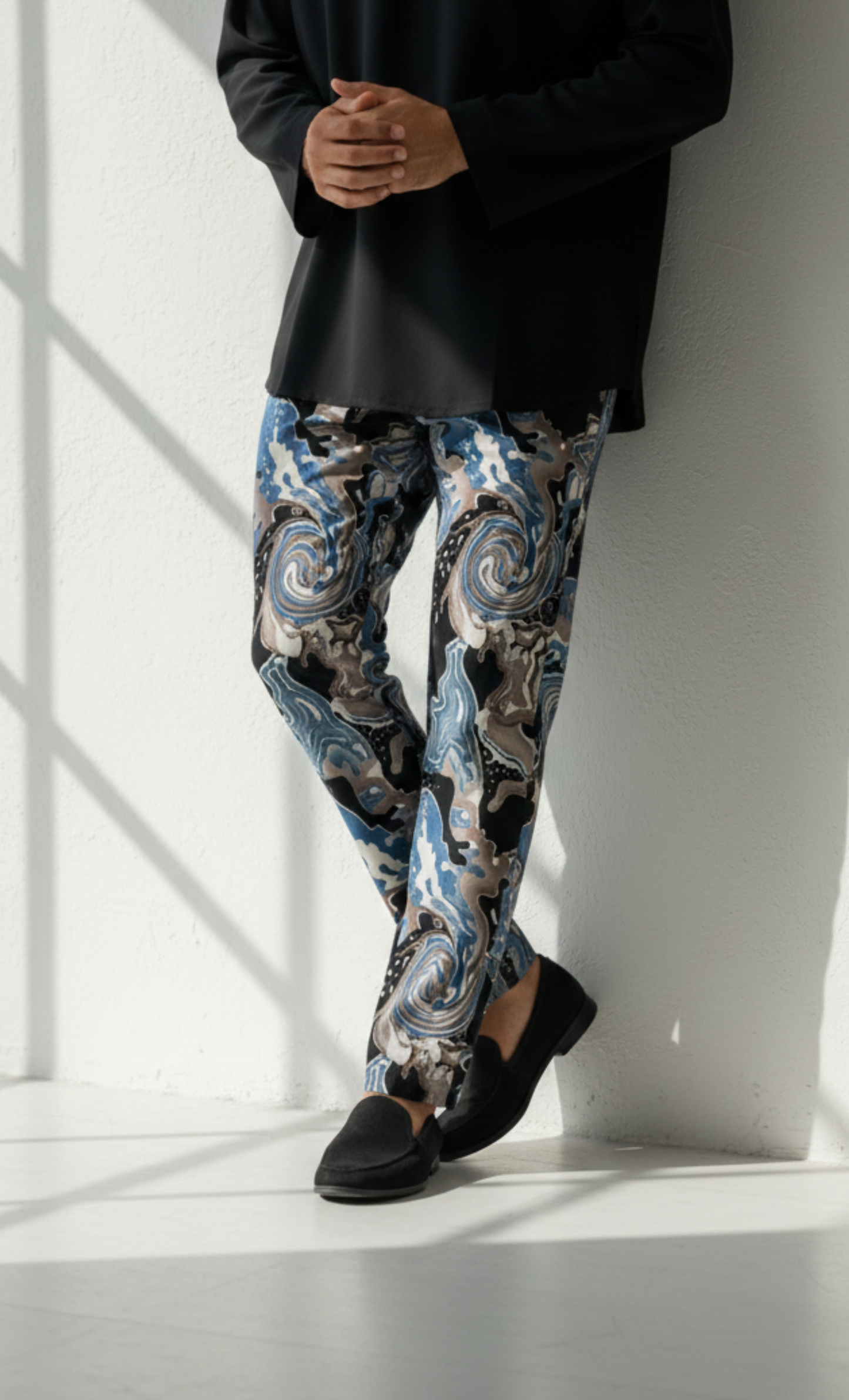 BATIK PANTS, MARBLE - BLACK/BLUE