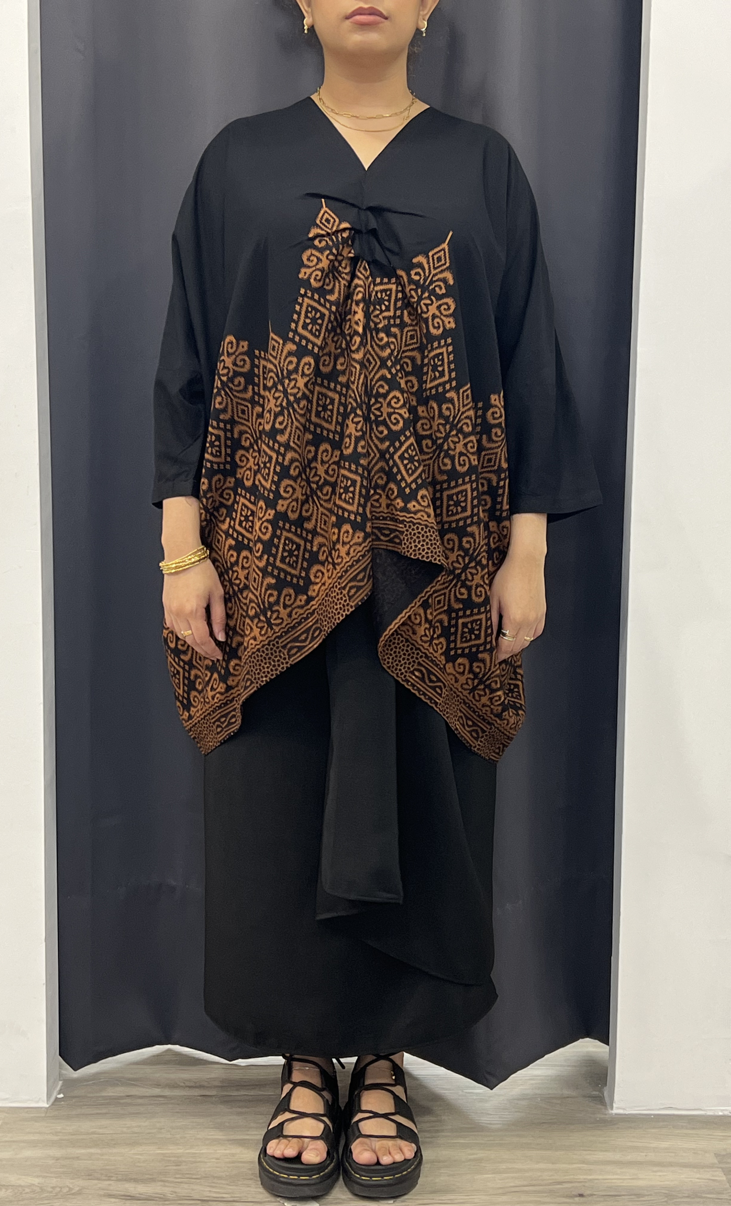 HANA TOP