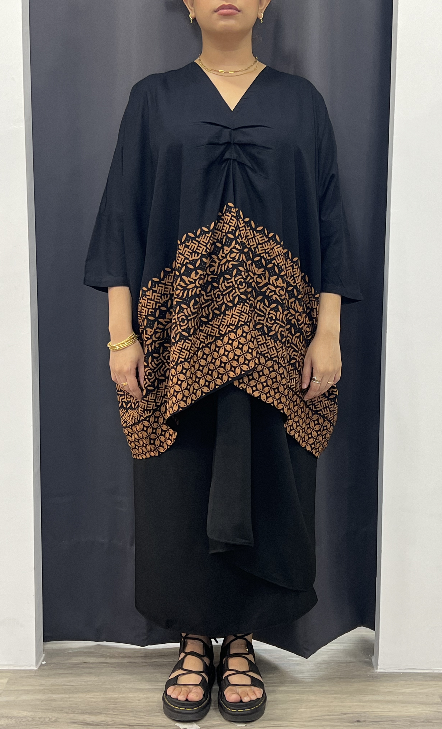 HANA TOP